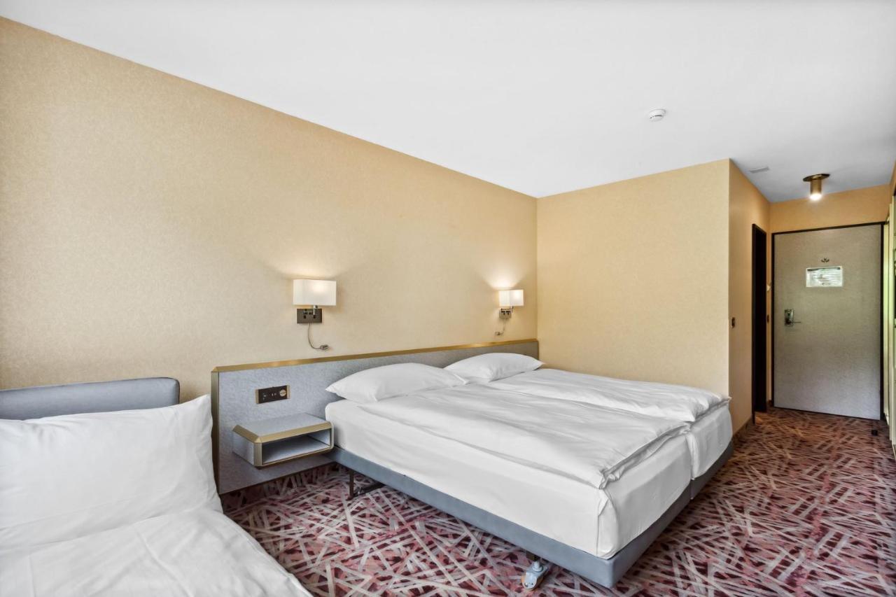 Becozy Au Parc Retro Edition Self-Check-In Rooms & Studios Fribourg Exterior foto